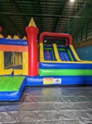 3 1686764536 Bouncy Fiesta Bounce House (DRY)