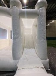 4 1686764296 1 White Wedding Bounce House